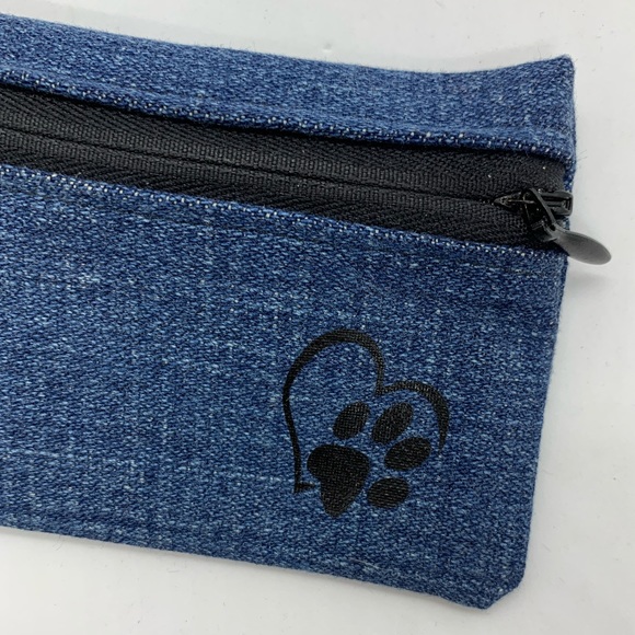 Dog Waste Keychain Poop Bag Carrier Holder Plus 1 Roll Greener Walker Bags - Picture 7 of 12